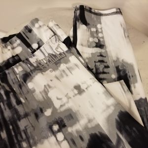 Grey, Black & Silver Everlast Yoga Pants